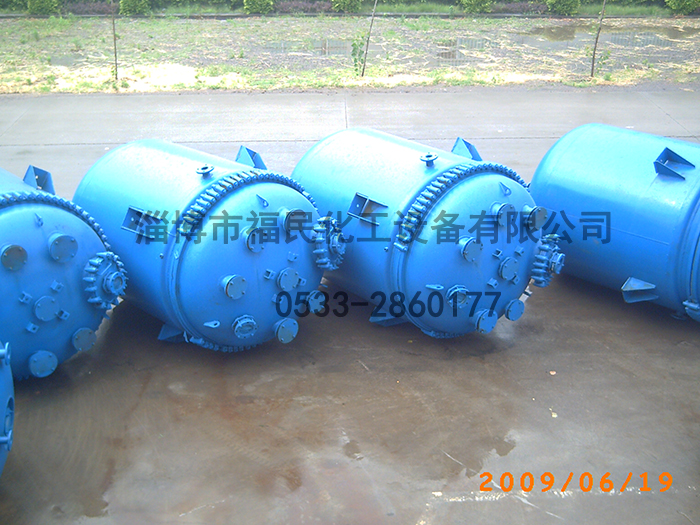 <a href='http://hpejggk.cn/glasslined/k/17.html' target='_blank'><u>搪瓷反應(yīng)釜</u></a>的自潤(rùn)滑軸套介紹